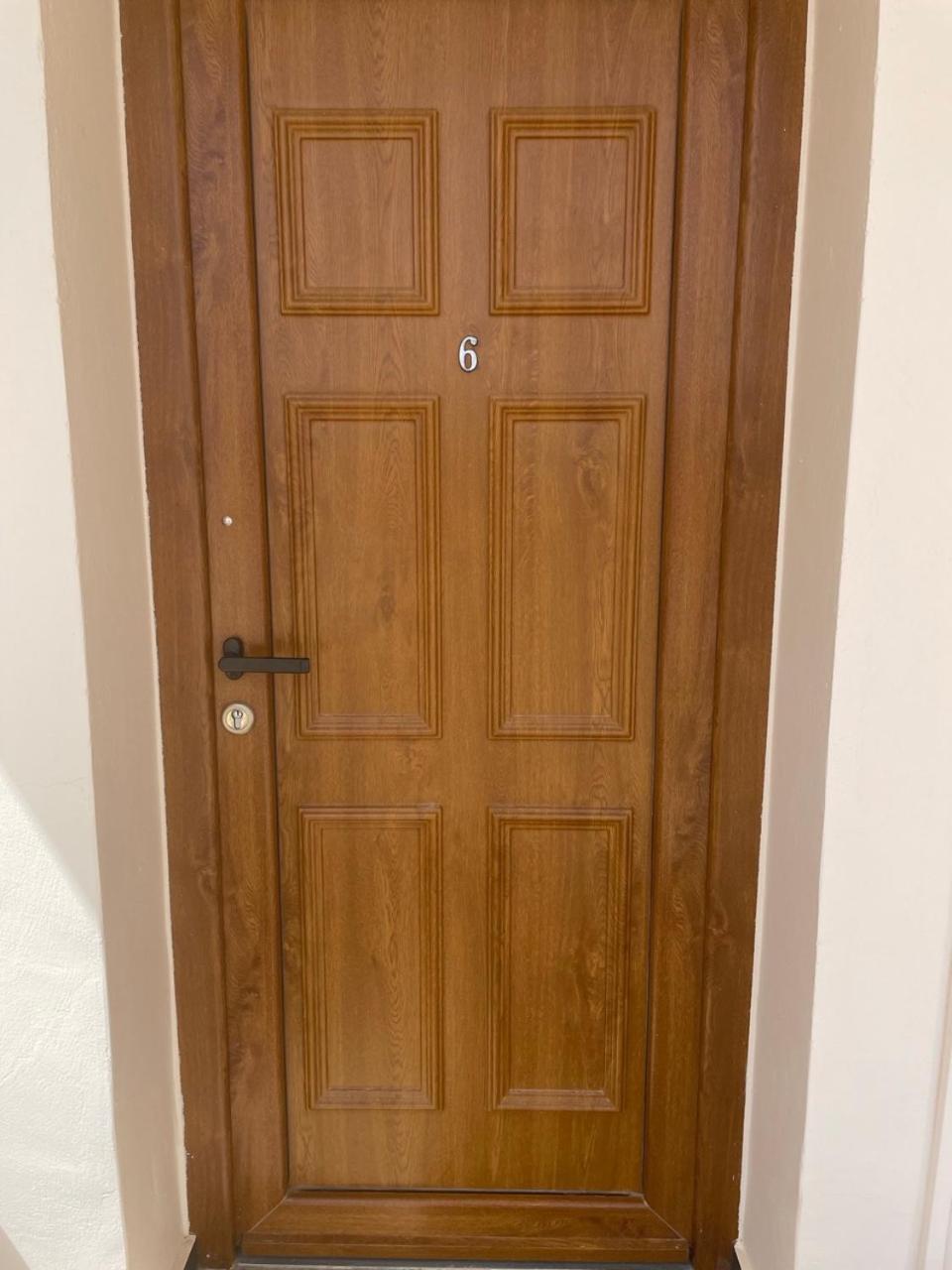 Appartement Paradise With Parking, Wifi, - Walking Distance To The