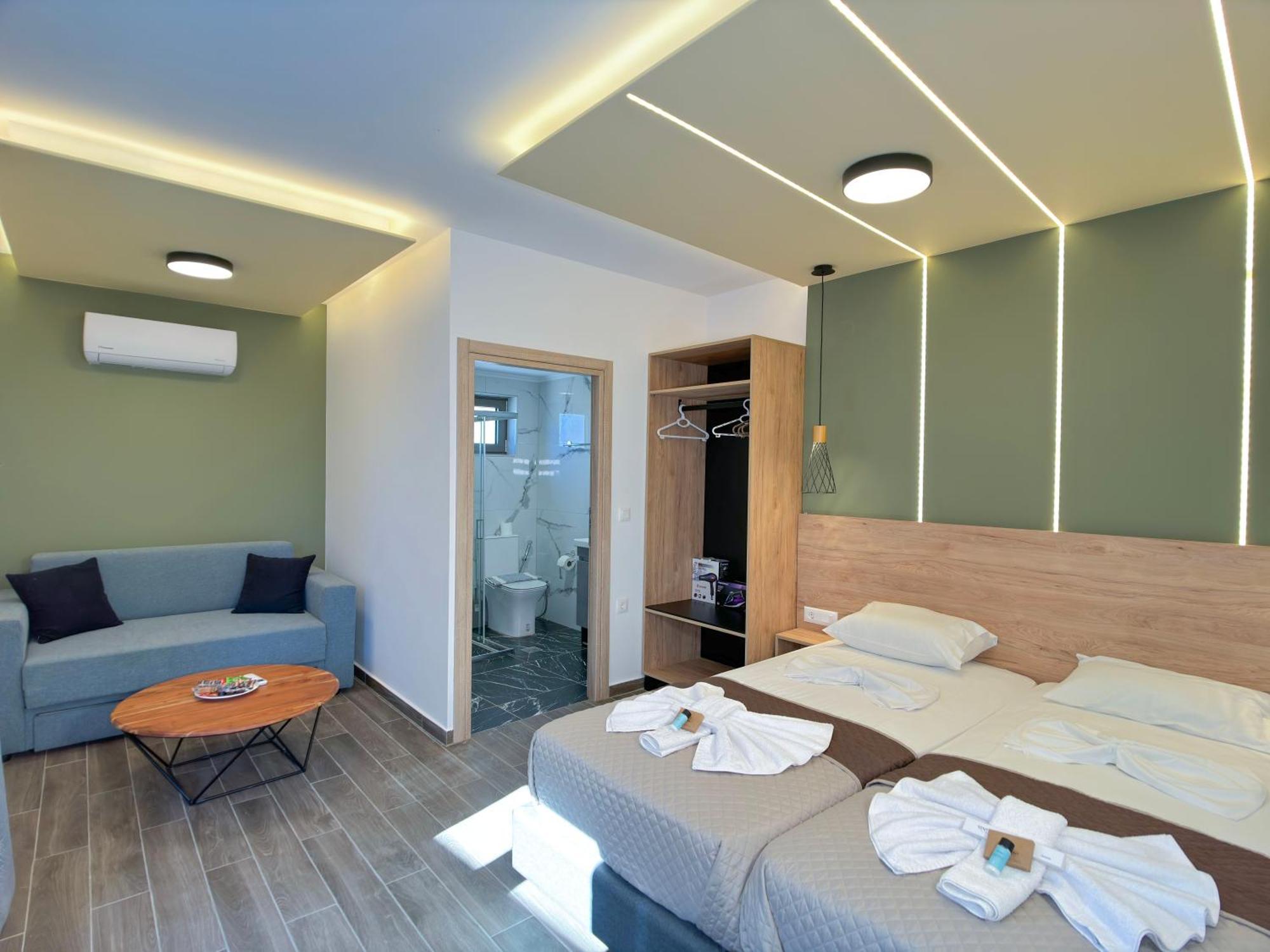 Appartement Paradise With Parking, Wifi, - Walking Distance To The